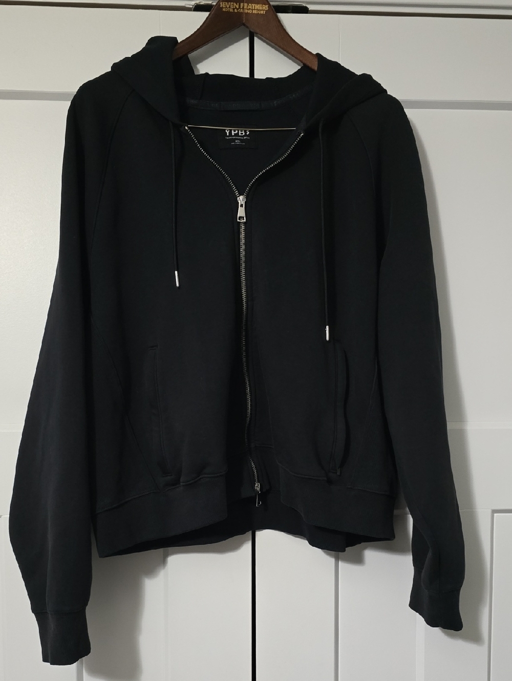 Abercrombie & Fitch YPB Womens Cropped Black Zip-Up Hoodie